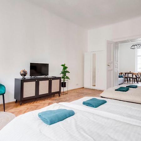 City Center Premium Apartment Praag Buitenkant foto